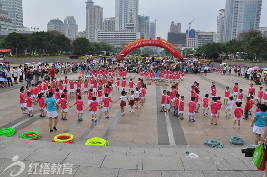 \廣西柳州紅纓啟迪幼兒園舉辦慶“六、一”活動(dòng)