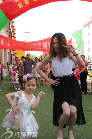 山西朔州紅纓新蕾幼兒園舉辦“環(huán)保秀”活動