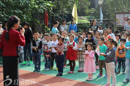 安徽合肥紅纓濱湖時(shí)代幼兒園開展消防演習(xí)