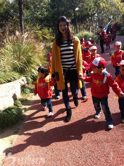 山東日照紅纓綠苑幼兒園組織開展郊游活動(dòng)