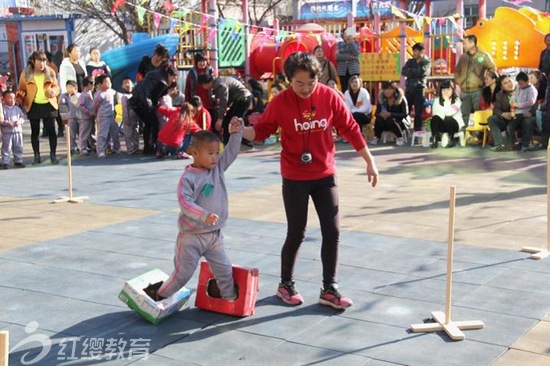 河北任丘紅纓金月亮幼兒園舉辦第五屆冬季親子運(yùn)動會