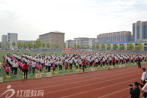 幼兒園親子運動會