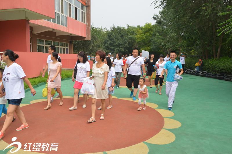 陽光普照孩子們的樂園