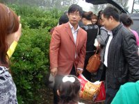 中秋節(jié)馬玉林幼兒園到敬老院慰問。