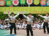 “溫馨家園，童心呵護(hù)”德爾幼兒園慶六一活動